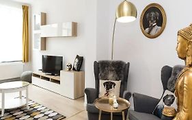 Apartment In Brussels, Degroux By Homenhancement Sa